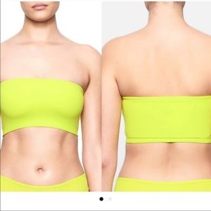 SKIMS FITS EVERYBODY BANDEAU Lime LARGE